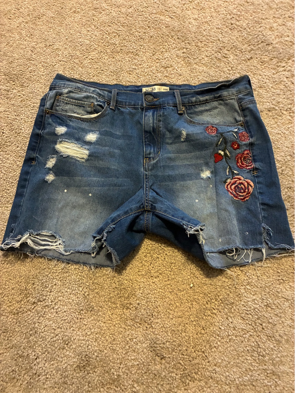 Mudd woman flowered shorts in Blue Denim with Gold Stitching